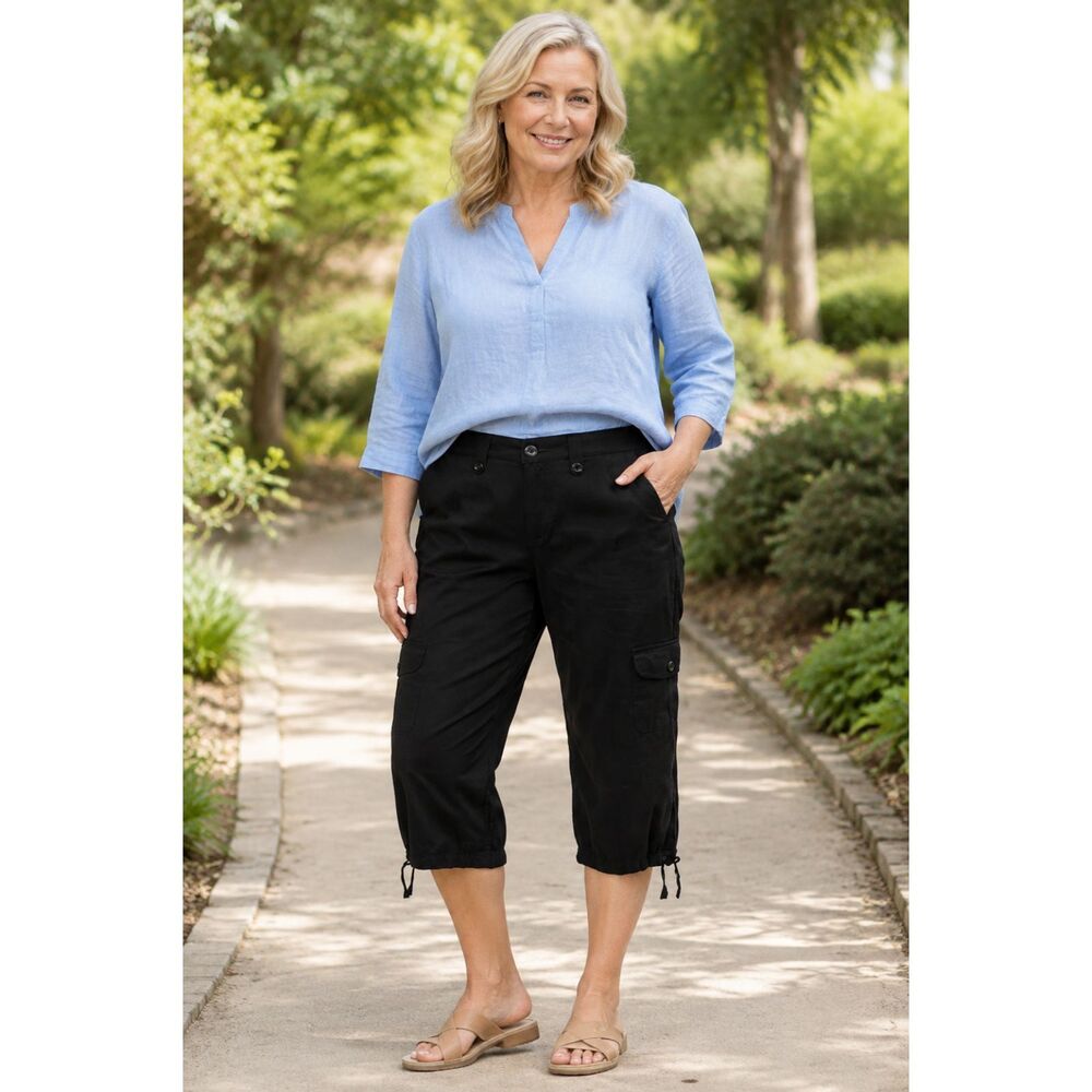 Gloria Vanderbilt Women’s Black Cargo Capri Pants Size 16 Drawstring Hem